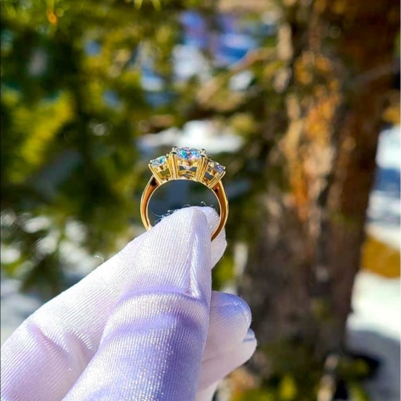 Solid 14k gold 3ct moissanite ring - Picture 14 of 15